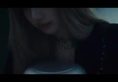 حزين هوايي😔😔#fyp #foryou #kpop #foryoupage #ليسا 