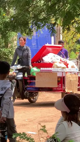 មិនថាបុរសឬស្រ្តី ទឹកចិត្តស្រឡាញ់ទឹកដីមានដូចគ្នា #ភូមជោគជ័យ #ឃុំអូបីជាន់ #ព្រំដែនកម្ពុជា🇰🇭ថៃ🇹🇭 #cambodianeedpeace ##strongwomen 