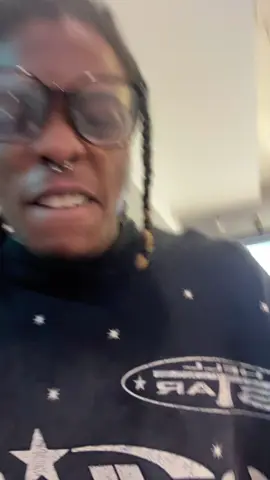 instagram - jaypantiez 