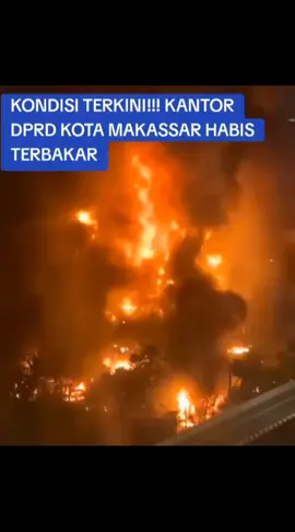 KONDISI TERKINI!!! KANTOR DPRD KOTA MAKASSAR HABIS TERBAKAR #fyp #trending #tiktok #demo #dpr 