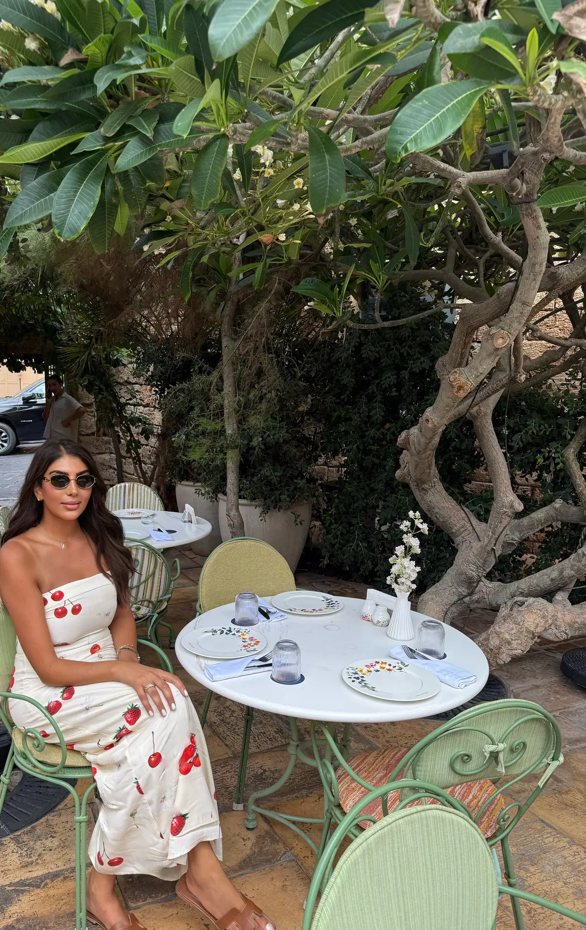 Bonjour from Batroun 🌸🍒 #fyp #batrounlebanon #lebanesegirls #cafesinlebanon #lebanonrestaurants @MAISON PRUNELLE 