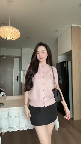 Áo len xinh xắn