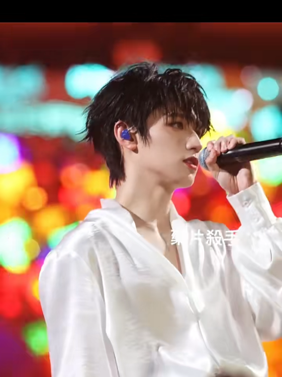 Giọng A Chí tht sự hợp với ca khúc này 😻😻😻 dù t ghét cp này thì t vẫn phk nghe zzx thể hiện 😔 vs cả bài we don't talk anymore cũm rấy hay mò 🤗 xem fancam A Chí là sayyy điên rồi đoá. Hay quá #chuchiham #viral #trending #zzx #chuchiham_朱志鑫2005👑✨ 