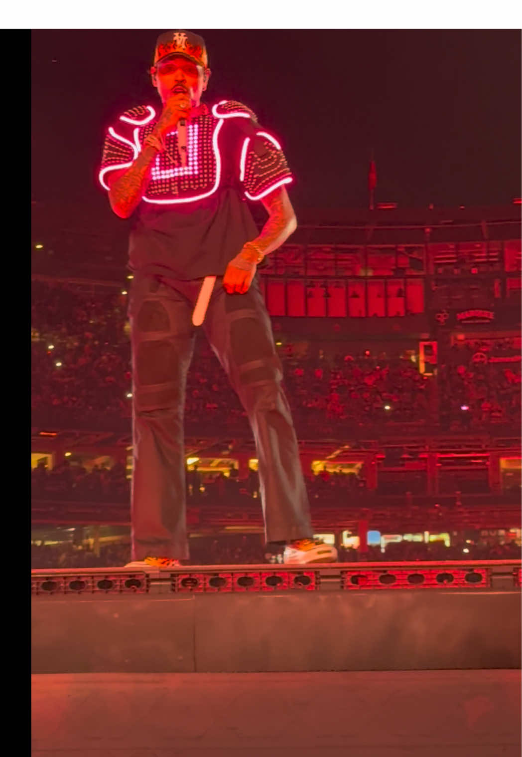@chrisbrownofficial at Wrigley Field Chicago #chrisbrownconcert #chrisbrownchicago 