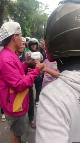 badru kepiting demo kwitang pasar senen #ojol #demo29agustus2025 #viral #demo 