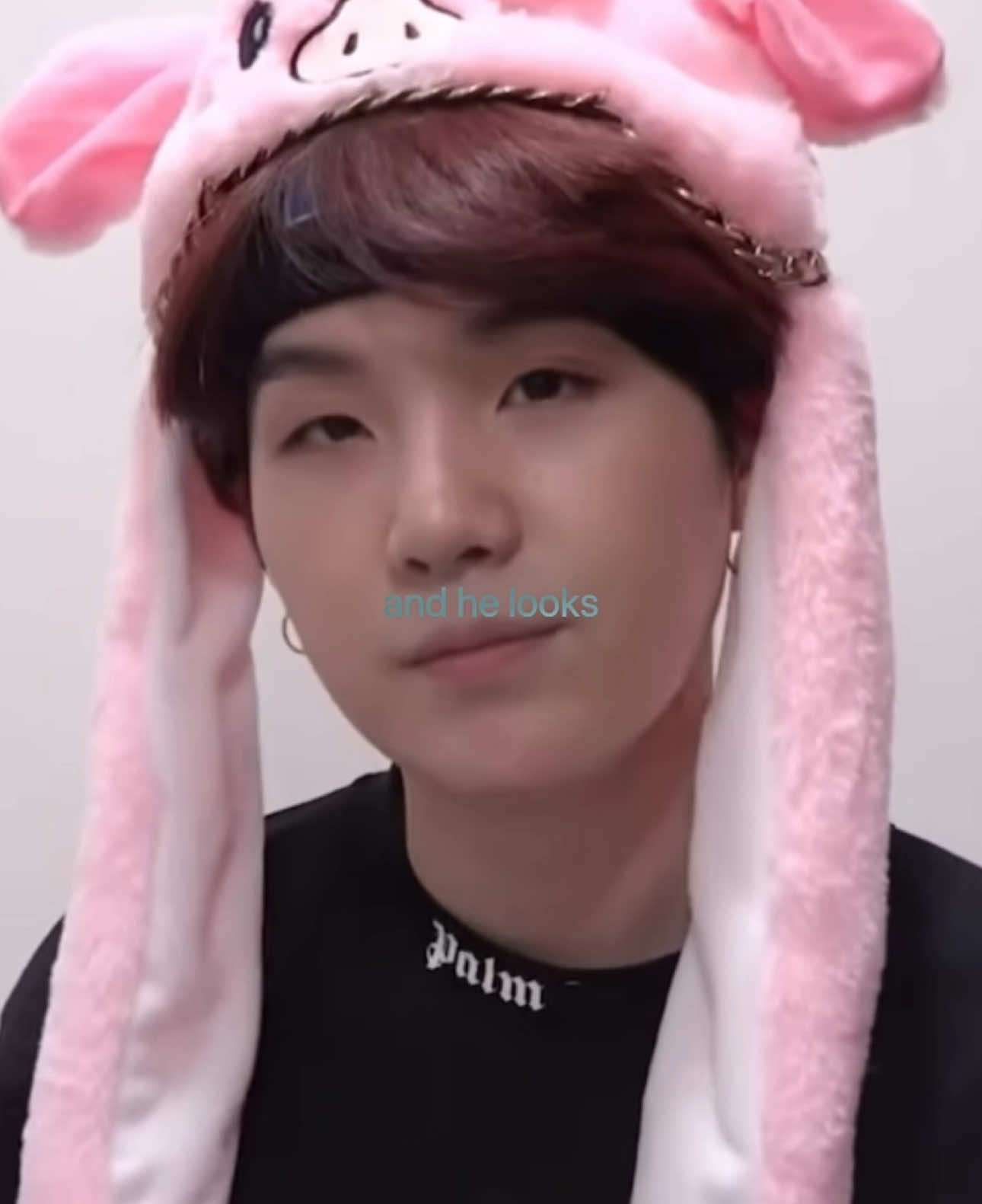 #SUGA || god how i love that mint green hair of his #yoongi #bts #kpop #fypシ 
