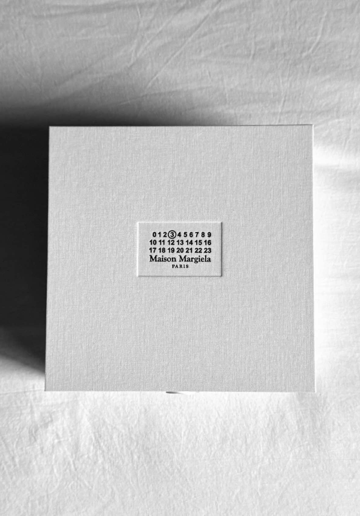 @maisonmargielafragrances #GiftedByMargielaFragrances  Smell as sweet as your favorite treat. Maison Margiela’s Afternoon Delight mixes vanilla, sandalwood, and musk for a warm, creamy scent you’ll never forget.  #REPLICAAfternoonDelight #MargielaFragrances #Fragrance #Cologne 