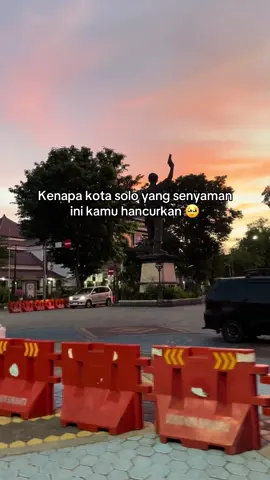 Sedih bgt 🥹#solo#demo#dpr#demo29agustus2024 #kotasolo 