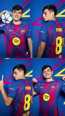 Pedri in the team's photoshoot ❤️ #Pedri #pedrigonzalez #fppppppppppppppppppp #paratiiiiiiiiiiiiiiiiiiiiiiiiiiiiiii #fpy #barcelona #spain #fcbarcelona #football 