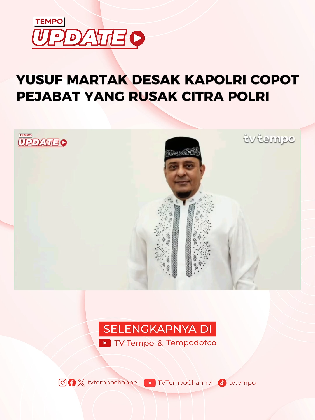INFO TEMPO - Ketua Gerakan Nasional Pengawal Fatwa Yusuf Muhammad Martak meminta Polri bertanggungjawab menyelesaikan peristiwa pengendara ojek online terlindas kendaraan taktis Brimob, serta menjaga suasana tetap kondusif.  Yusuf meminta 7 personel Brimob dalam kendaraan taktis tersebut dipecat dengan tidak hormat. Selain itu, ia meminta Kapolri memecat pejabat Polri yang gagal menjalankan tugas.  Ketua Majelis Syuro Persaudaraan Alumni 212 itu berpesan kepada masyarakat untuk menjaga diri selama demonstrasi.