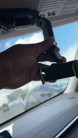 New 2025 Phone Holder. 😱 #phoneholder #cartripod #carphoneholder #car 