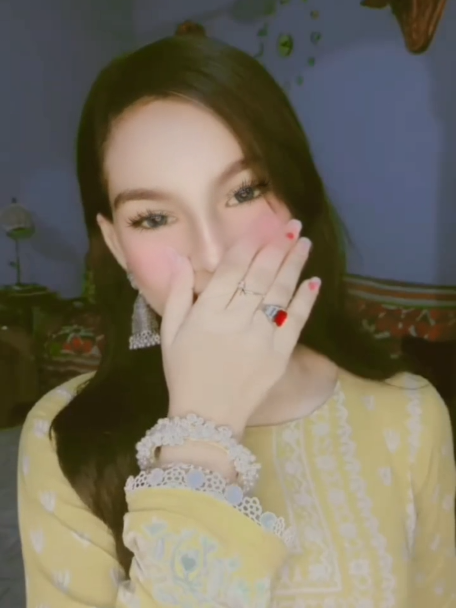 #creatorsearchinsights #velocityedit #foryou #😍😘😘🥰#teranding_video 
