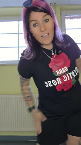 Liebe diese Musik, Mandy, die kleine Verrückte.