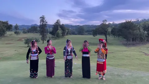 တအာင်းမလေး မမချောချောလှလှလေးတွေနဲ့🫶🤍 #ချစ်တဲ့စိတ်လေးနဲ့ကြည့်ပေးပါနော်😘😘 #ပလောင်မလေးပါ🇳🇪🇳🇪 #တအာင်းမလေး😘😘 @M🦋🍂 @လိုည်း(မန်တုံသူ)❤️ @🍁Nway🍁 @Lway Win Nge Oo 