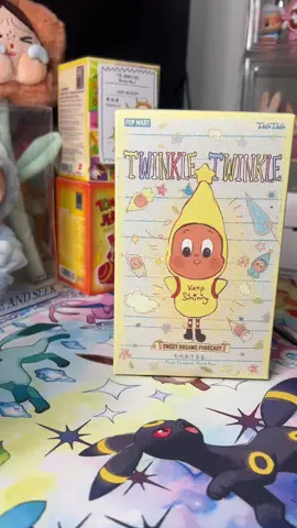 Oh I'm obsessed #popmart #twinkletwinkle 