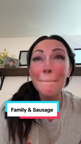 I’m an expert on sausage now 🤦🏼‍♀️🤣 #themoreyouknow💫 #wtf? #randomfacts #familyguy 