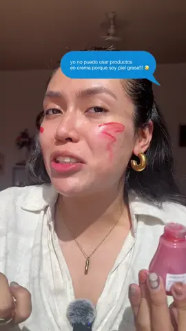 Sé que las pieles grasas somos UN TEMA! Pero no sé ustedes, quiero más tips para el día a día y menos tips híper pro en los que me llevo mucho más tiempo, díganme si quieren que siga con párpado graso o cejas con rollitos 👀🫶🏼 #hacks #makeup #makeuptips #makeuphacks #tips 