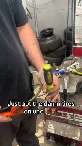 Just do your work 😭 #dontletthisflop #fyp #foryoupage #funnyvideos #carsoftiktok 