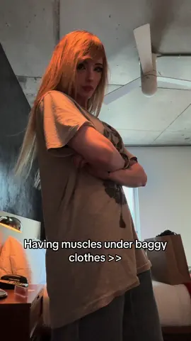 Having small forearms doesn’t help #consistency #gym #fyp #musclemommy #gymmotivation 
