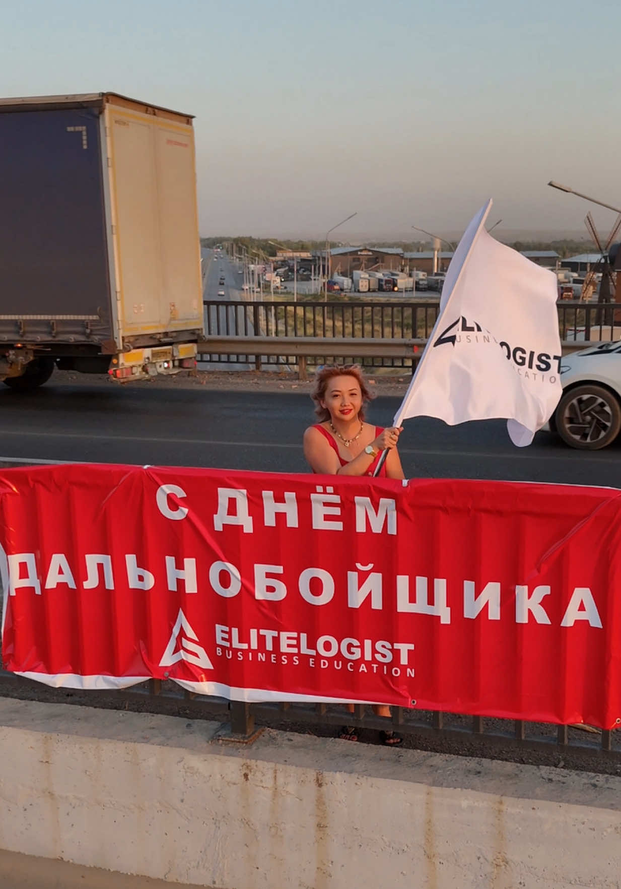 #дальнобойщики #дальнобой #дальнобойщик #дальнобойрулит #дальнобойщикирулят 