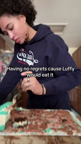 I wonder if luffy would like ice cream cake too? 