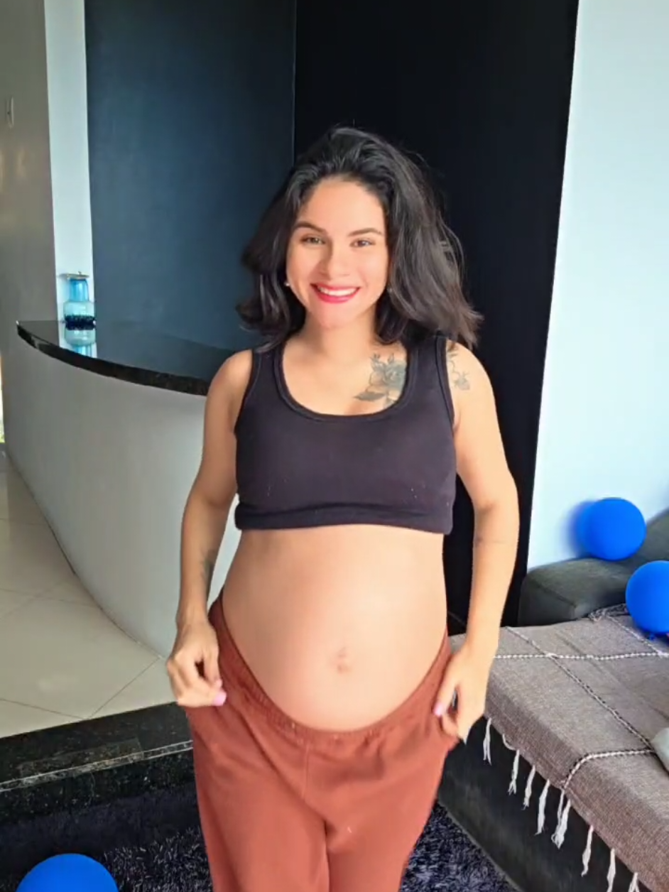 Quantas semanas por aí, amigas? 😍❤️ #maternidade #fy #gravidez #29semanas🤰💕 #babylove 