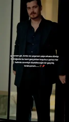 Kime gidersen git, kimle ne yaşarsan yaşa arkana dönüp baktığında bu beni gerçekten koşulsuz şartsız her halimle sevmişti diyebileceğin bir geçmiş bırakıyorum sana bu da son güzelliğim olsun...#keşfett #tiktok #🥀📌 
