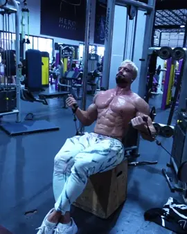 joesthetics Cable variations for chest. 12-15 reps / pump up that pecs braaazzaa Is it too blue tho or nah. The face y make when there is no HENDLE#JoLindner🇹🇭❤️‍ #1mfollowers❤️😘🤗 #unfreezmyaccounttiktokteam❤️‍ >>>>>>>