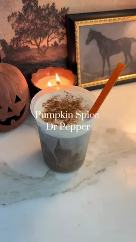 Pumpkin Spice Dr Pepper 🎃🥤 Dr Pepper just got a fall glow up!  #fallrecipes #drinksathome #dirtysoda #falltok #pumpkinspice 