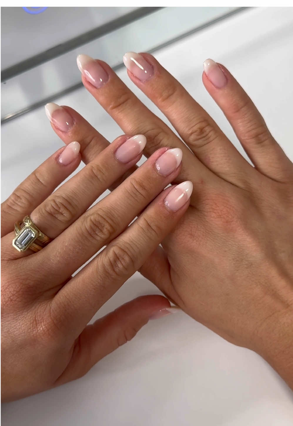NAIL DAY!!! Loveee these French tips when I’m wanting a clean and simple look #nailinspo #nailsathome #fallnails #gelnails #buildergel 