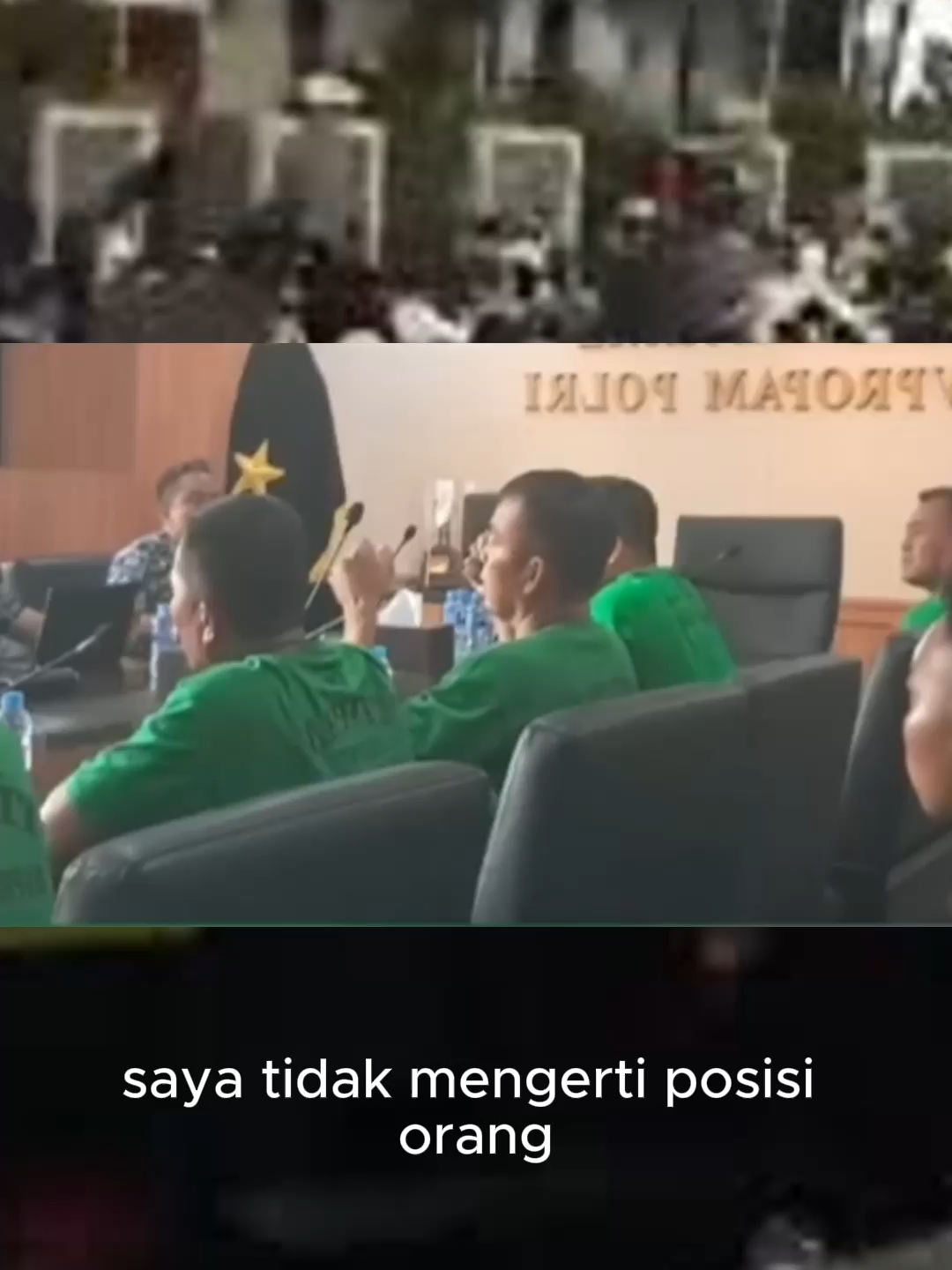 📢 Berikut adalah video klarifikasi resmi dari live Instagram @divisipropampolri terkait insiden tertabraknya seorang driver ojol saat aksi demo. Pihak Propam menegaskan bahwa peristiwa tersebut sedang ditangani secara serius, untuk memastikan transparansi dan keadilan baik bagi korban maupun aparat yang terlibat. Mari kita tunggu hasil investigasi resmi agar informasi yang beredar tetap akurat dan tidak menimbulkan kesalahpahaman di masyarakat. 🙏 #BreakingNews #Demo #PropamPolri #Ojol #Klarifikasi #BeritaTerkini #Update #Polri #DemoJakarta #Fakta