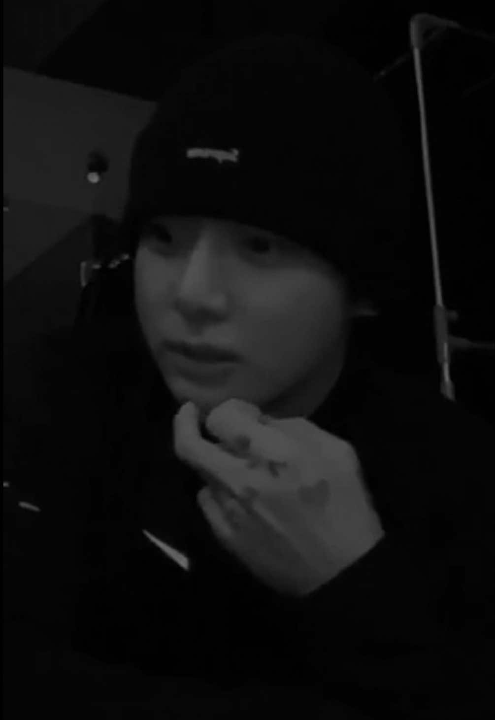 У него детская травма 🤣 #bts #jungkook #jungkooklive #army #viral @AbjkMRstY @BTS 