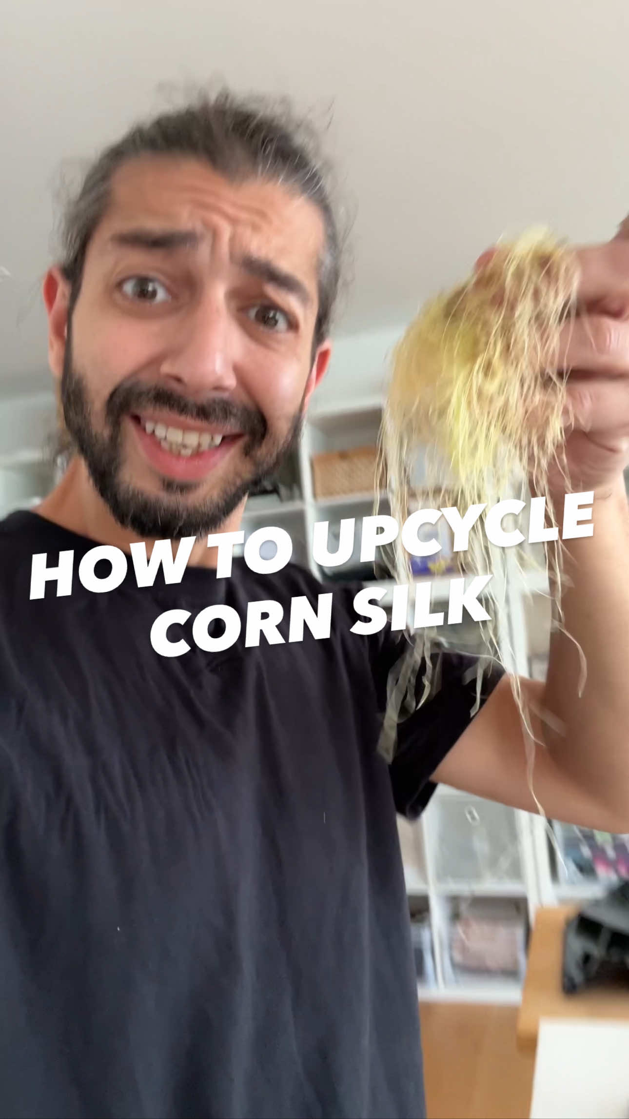 Next time you get corn, don’t throw out the silk! Do this instead! 🌽😲 #cornsilk #howto #lifehacks #upcycle #DIY 