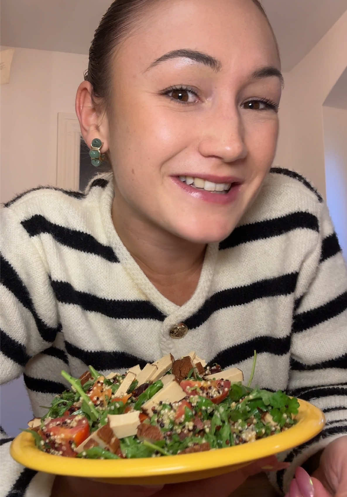 Ausgewogen und mit bewusst Essen statt Kalorienzählen Leute 