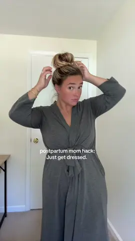 Trust me, I know it’s hard most days😅🫠 #postpartum #postpartumoutfits #csectionrecovery #postpartumbody 