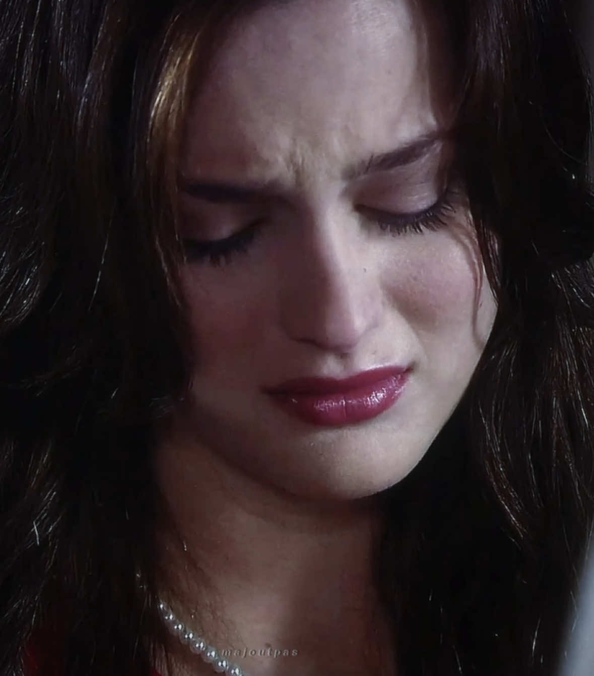 öyle kolay mı el gibi kaçmak? || #keşfet #blairwaldorf #serenavanderwoodsen #gossipgirl #fyp 
