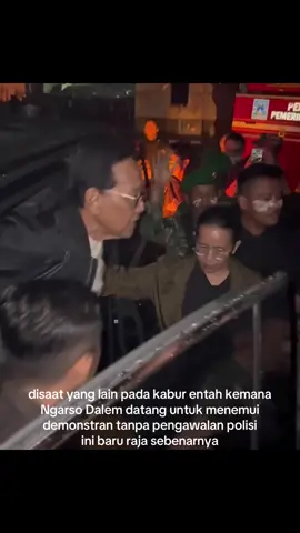 jelas beda kelas   cc pandanganjogja #ngarsodalem #jogja24jam 