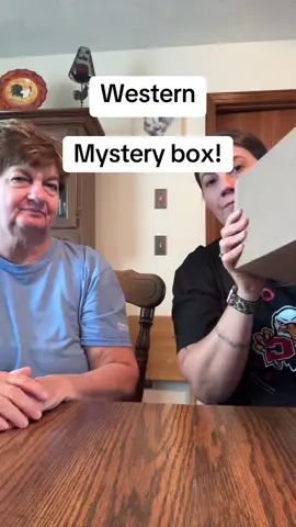 Mystery western boxes are perfect for fall! #mysterybox #mysterybag #westernwear #boutique #openwithme #tiktokshopcreatorpicks 