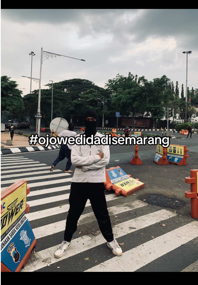 🙌🏻#demo #semarangstory #lewatberanda #semarang24jam #fyp 