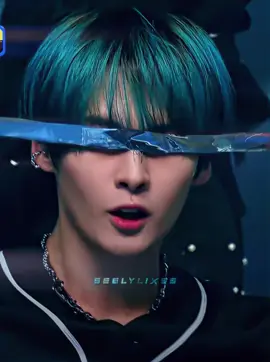 ??? #스트레이키즈 #kpopedit #straykids #leeknow |  @natasha 