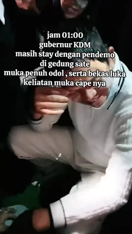 Terima kasih pak sudah meluangkan waktunya , dan mendengar isi hati para pendemo 🥹 . sehat2 pak . #kdm #demo #gedungsate #kangdedimulyadi #gubernurjawabarat 