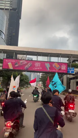 trisakti turun hadir untuk 