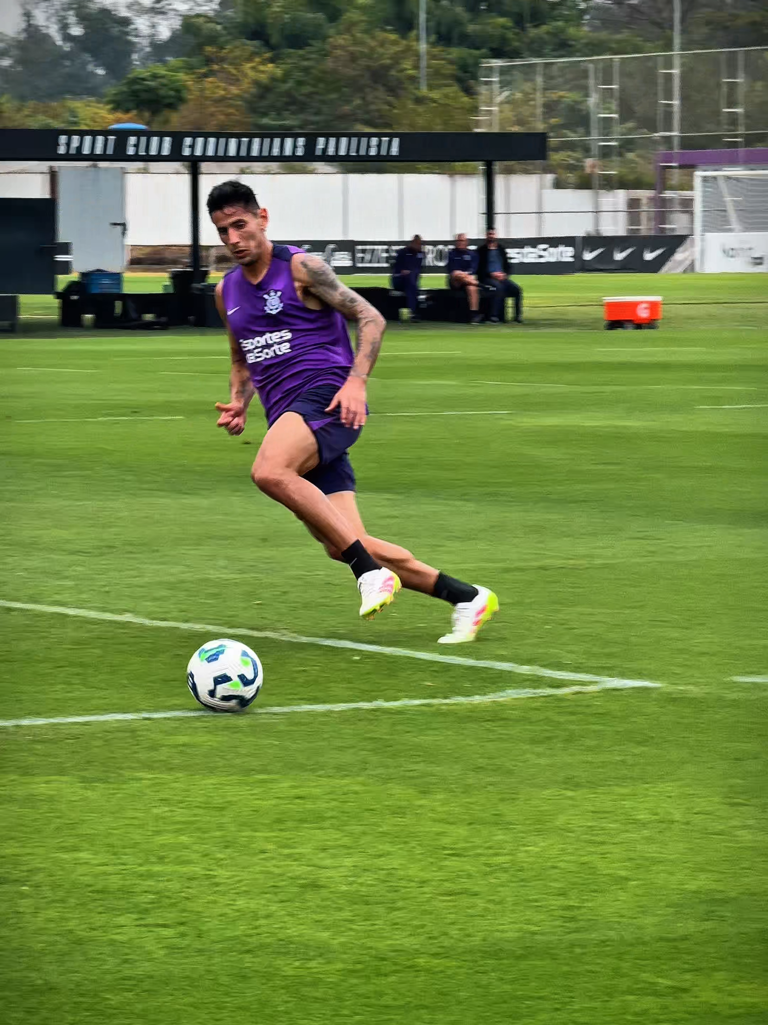 Sexta-feira com treino de finalização no CT! ⚽🎯 Assista ao treino completo na Corinthians TV 👉🏽 http://tiny.cc/v4vr001 #VaiCorinthians #TikTokEsportes #TorcidaTikTok