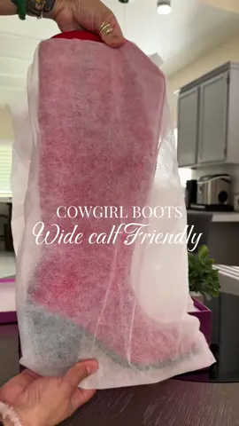 Ok but this color 😍 🔥 , beautiful boots, quality 10/10 ❤️ #cowgirlboots #giftideas #giftsforher #flashsale #tiktokshopfinds 