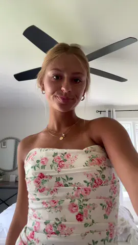 Forgot how perfect this dress is