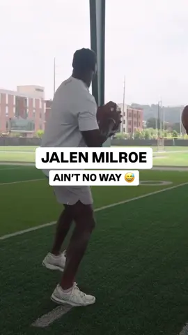 Back to back 🎯🎯🎯 (rhoback/IG) #jalenmilroe #football #cfb #nfl 
