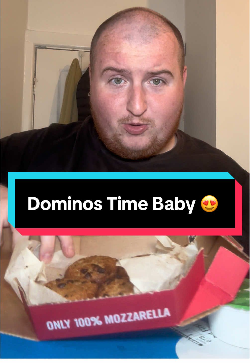 Dominos Time Baby 😍 #dominos #foodies #pizza #fridaynight 