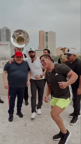 Me llega la quincena 🥵  -yo en corto:  #elcoyote #chuylizarraga #fyp #capibara 