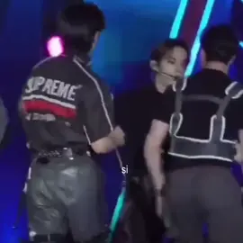 -- La pechonalidad de Bangchan 😧🔥 || #straykids #zxycba #fpyy #paratii #foryoupage @TikTok @Stray Kids @tiktokglobal 