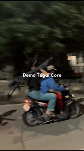 Demo Tegal hari ini. #demo #dpr #tegal 